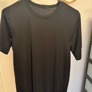 lululemon fundamental tee black XS